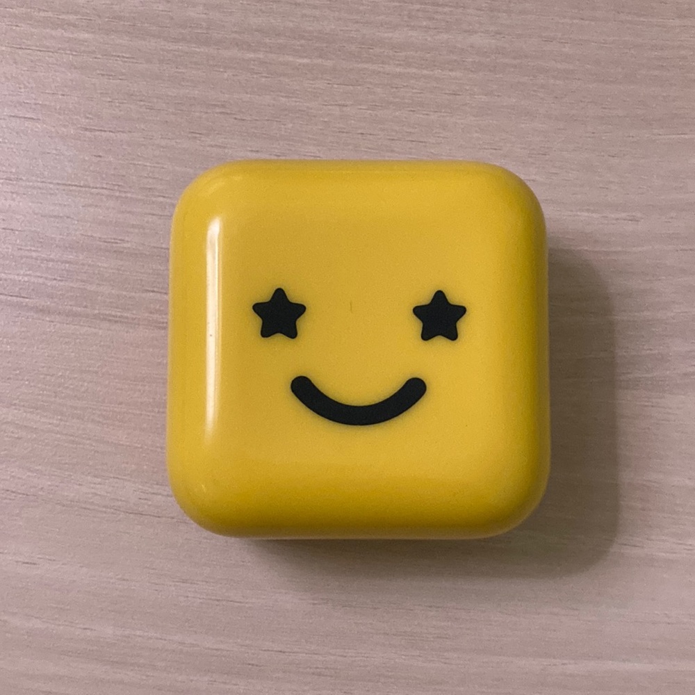 Star face hydro star yellow compact container and mirror
